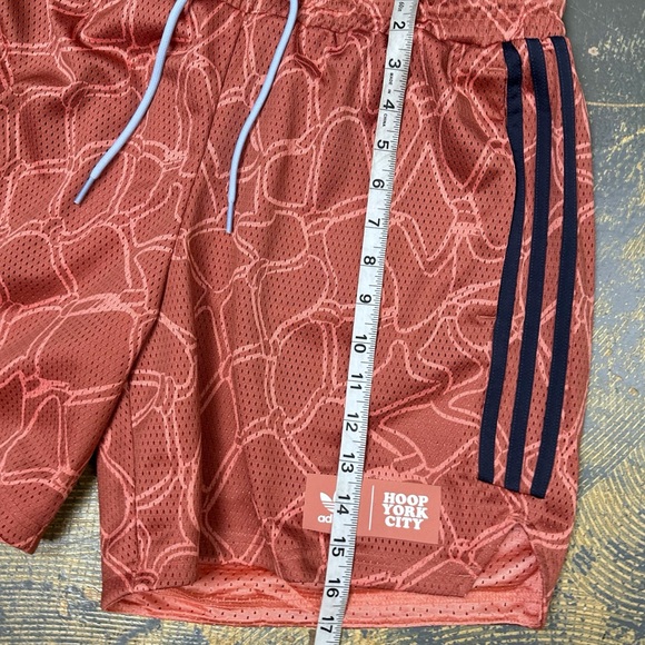 Adidas Hoop York City Basketball Shorts Medium IP6899 Pink  HYC 3 - Picture 9 of 12